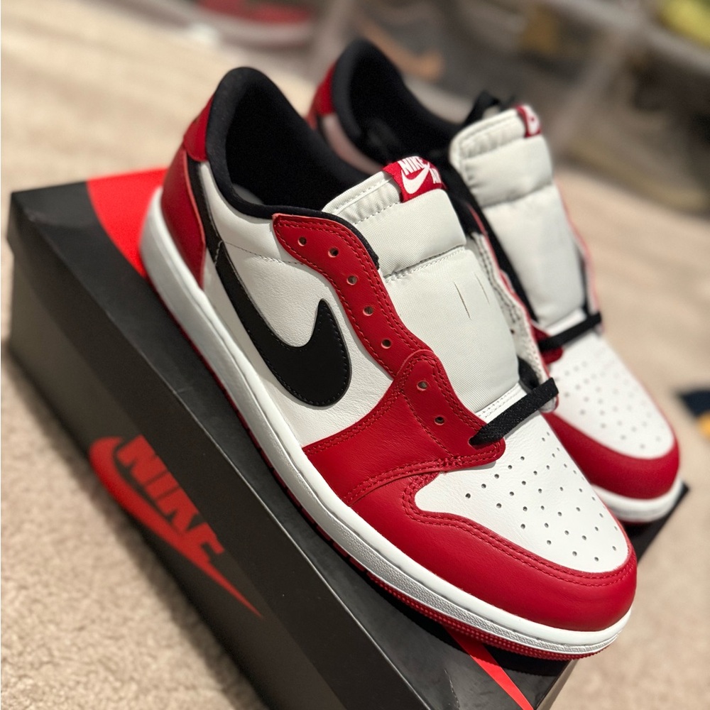 Nike Black, Red, and White Low-Top Sneakers